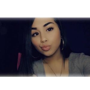 Meet your Posher, Alondra